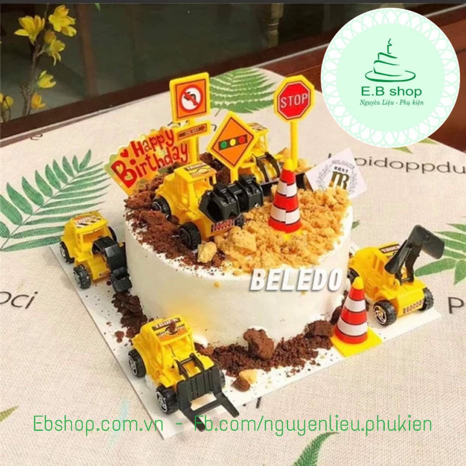 SET BIỂN BÁO VÀ XE CÔNG TRƯỜNG TRANG TRÍ BÁNH