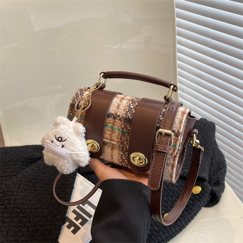 Túi Đeo Vai Họa Tiết Kẻ Sọc Màu Sắc Tương Phản Thời Trang Cho Nữ