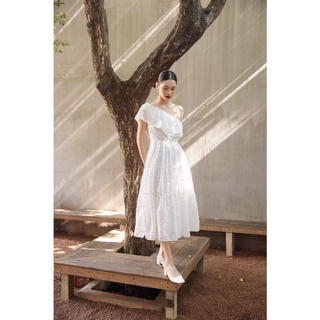 Nosbyn - Đầm lệch vai - One Shoulder Tiered Dress