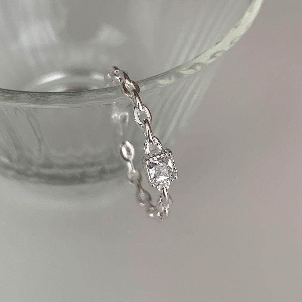 Nhẫn Hình Vuông Đính Đá Cubic Có Thể Điều Chỉnh Kích Cỡ Dành Cho Nữ