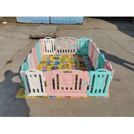 Quây cũi nhựa nguyên sinh an toàn cho bé tặng kèm 100 bóng và thảm