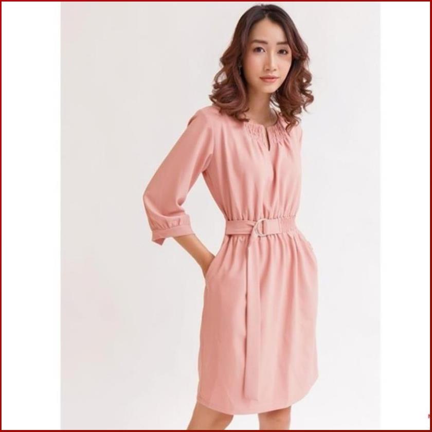 Đầm Công Sở ❤️FREESHIP❤️ Váy Thiết Kế Nữ Dài Tay Lở Dún Cổ Dún Phối Dây Đai Eo Màu Hồng Tà A Vải Dãn Nhẹ COBI