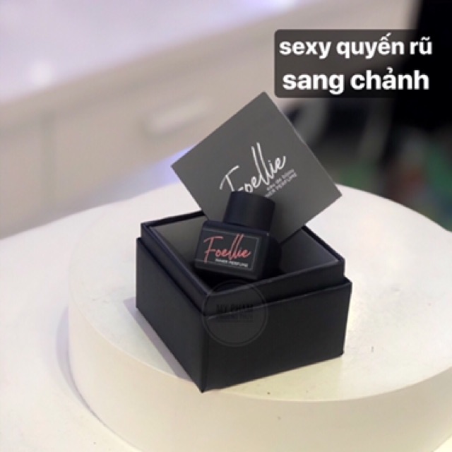 Nước hoa vùng kín Foellie đen