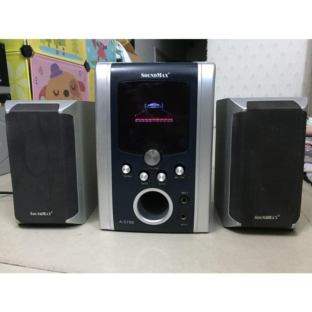 Loa 2/1 của Soundmax A-2700 có màn hình, gắn được 2 micro