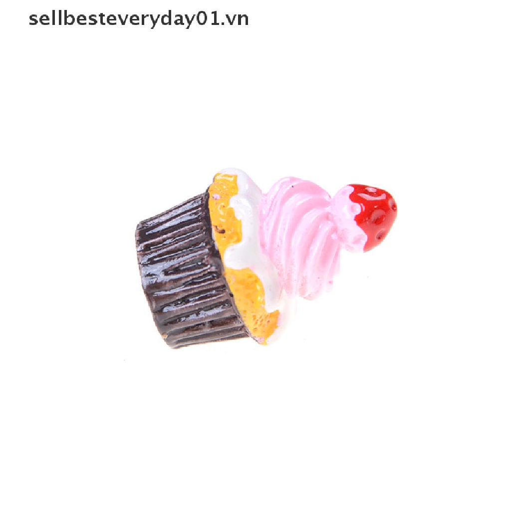 Set 3 Mô Hình Bánh Kem Dâu Trang Trí Nhà Búp Bê