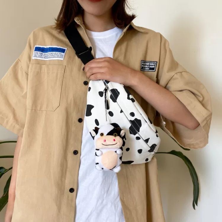 Túi tote đeo chéo vải canvas cáo cấp Hot trend in họa tiết bò sữa