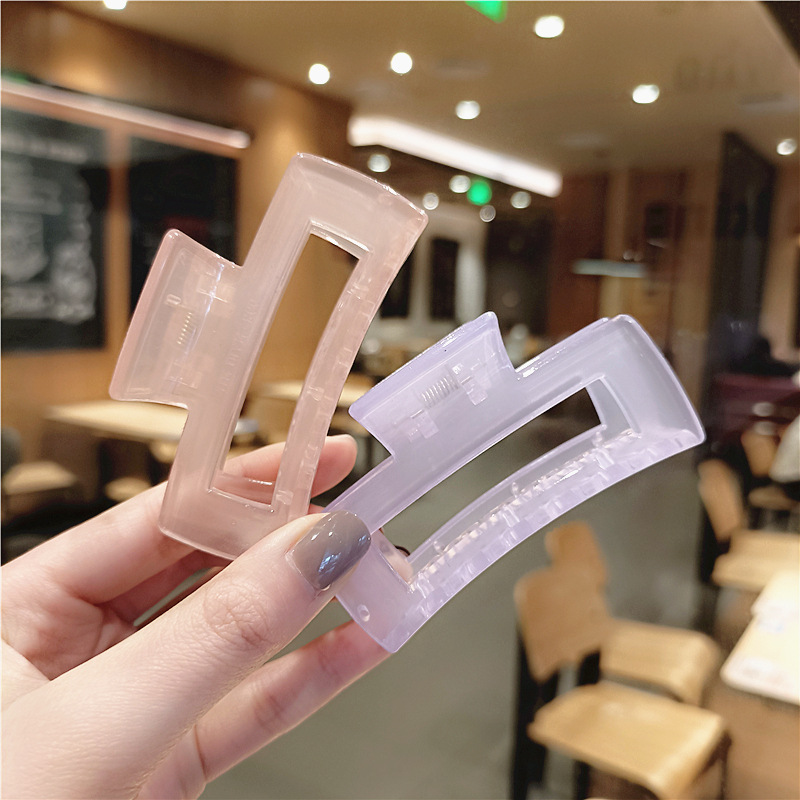 Kẹp tóc nhựa thời trang thiết kế cho nữ