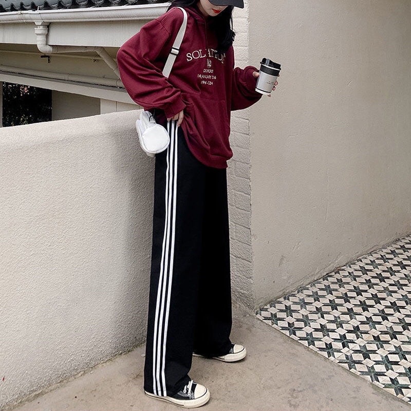 Áo hoodie soliat nữ - Áo Sweater nỉ in chữ màu đỏ đô form rộng phong cách Hàn Quốc MSP6662 | BigBuy360 - bigbuy360.vn