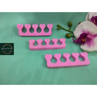 1 Cặp xốp dùng để chèn ngón chân sau khi sơn móng - Trường Thọ, TĐ