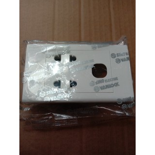 Mặt 2 ổ cắm 1 công tắc,2 ổ cắm 2 công tắc[sino]