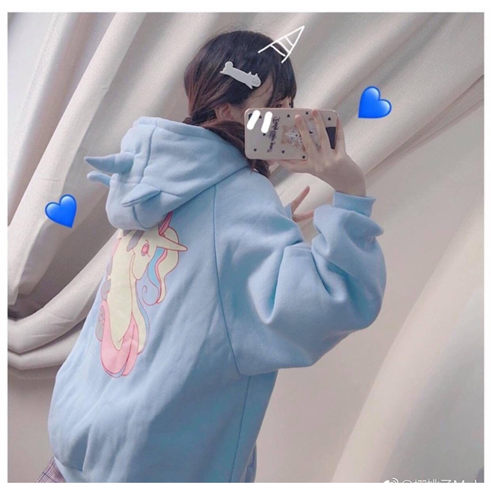 Áo khoác nam nữ chui đầu mẫu cao cấp với chất liệu nỉ ngoại form rộng sành điệu hoạ tiết Ngựa unicon | BigBuy360 - bigbuy360.vn