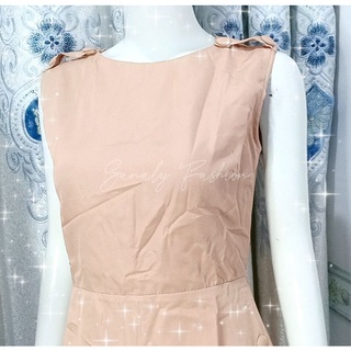 Đầm chữ a sát nách phối nút - Đầm công sở