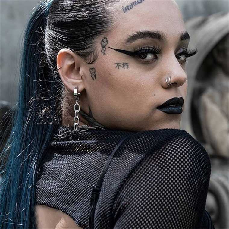 Khuyên tai kẹp không xỏ lỗ phối dây xích phong cách hiphop thời trang Nhật Hàn 2279