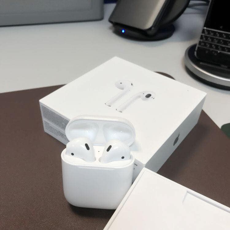 Tai nghe Airpod 2 bluetooth 5.0 có sạc không dây, popup tự động kết nối, đổi tên, định vị, cảm biến tự động