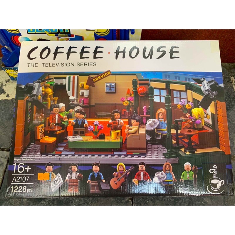 Lắp ráp mô hình A2107 - Xếp hình central perk quán cà phê 1228 mảnh ghép