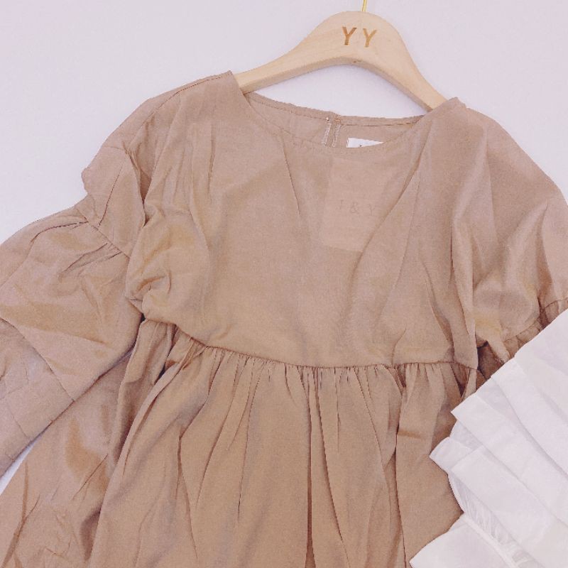 áo trắng -items cổ điển