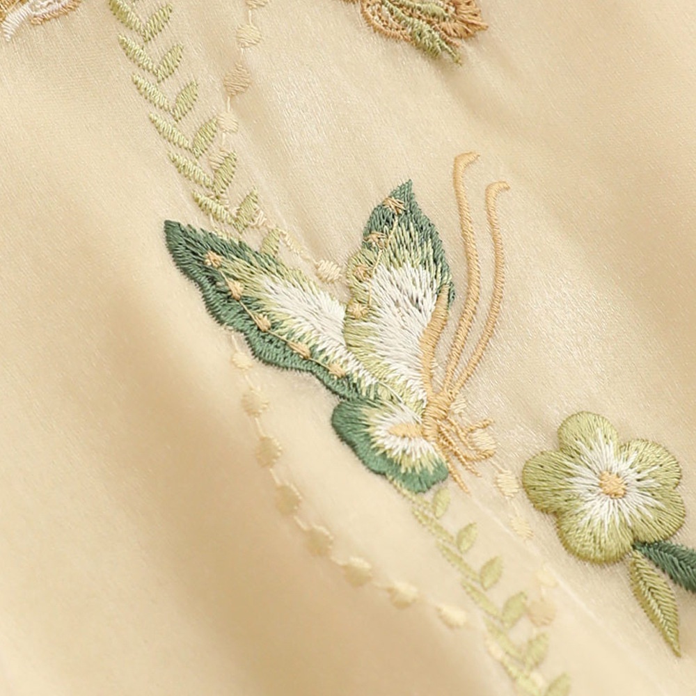 Sườn xám cách tân thêu họa tiết phong cách Trung Hoa thời trang mùa hè dành cho nữ