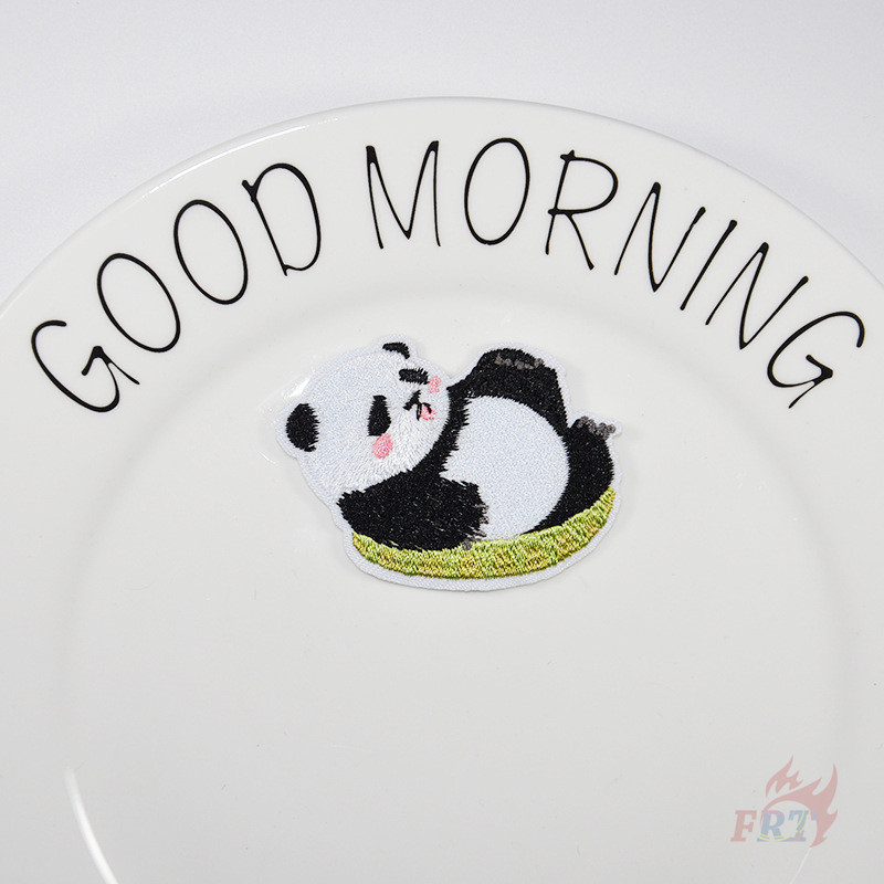 1 Sticker Ủi Thêu Hình Gấu Trúc Dễ Thương