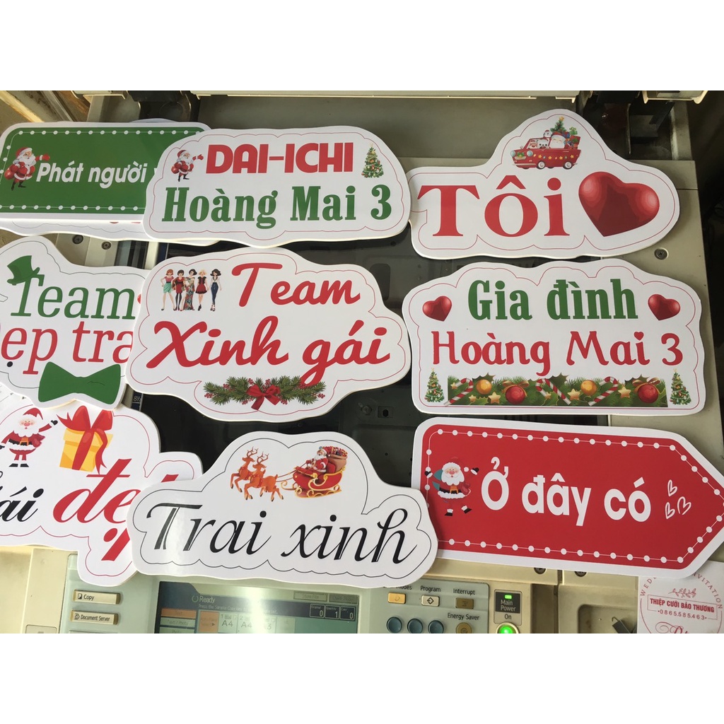 HASTAG CẦM TAY CHỤP ẢNH LIÊN HOAN, TIỆC CÔNG TY, DU LỊCH, TEAMBULDING, TẤT NIÊN, NGÀY LỄ CỦA ĐƠN VỊ KINH DOANH, IN NGAY