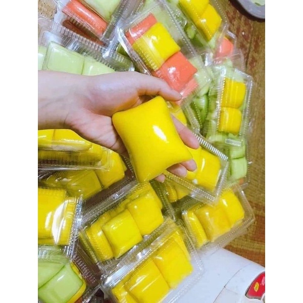 Bánh crepe vị sầu riêng - Bánh crep thơm ngon hộp 5 chiếc ( giao hỏa tốc )