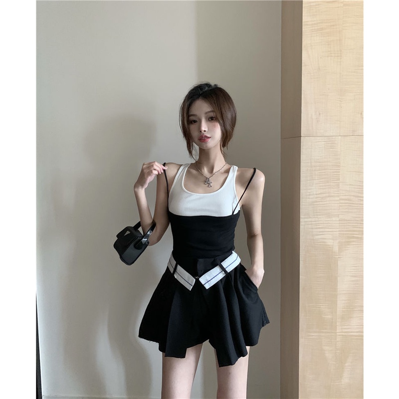 Set Áo Hai Dây Giả Hai Mảnh Phối Quần Short Lưng Cao Màu Trắng Đen Thời Trang Cho Nữ