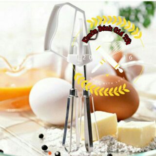 Dụng cụ đánh trứng quay tay tiện dụng
