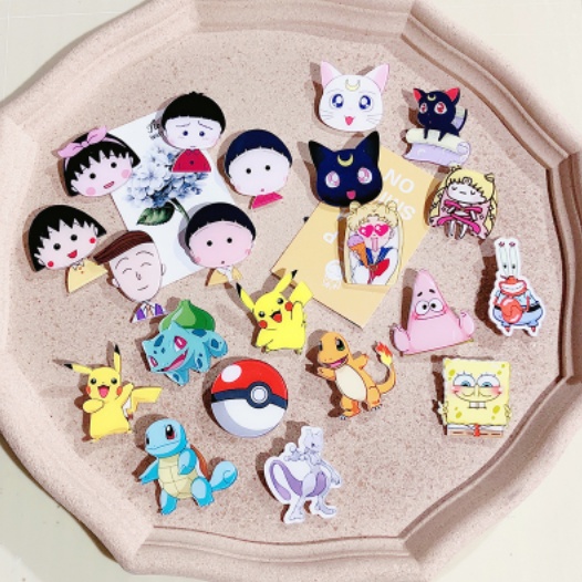 Trâm Cài Áo Hoạt Hình Maruko Đáng Yêu Bằng Acrylic Phong Cách Nhật Bản