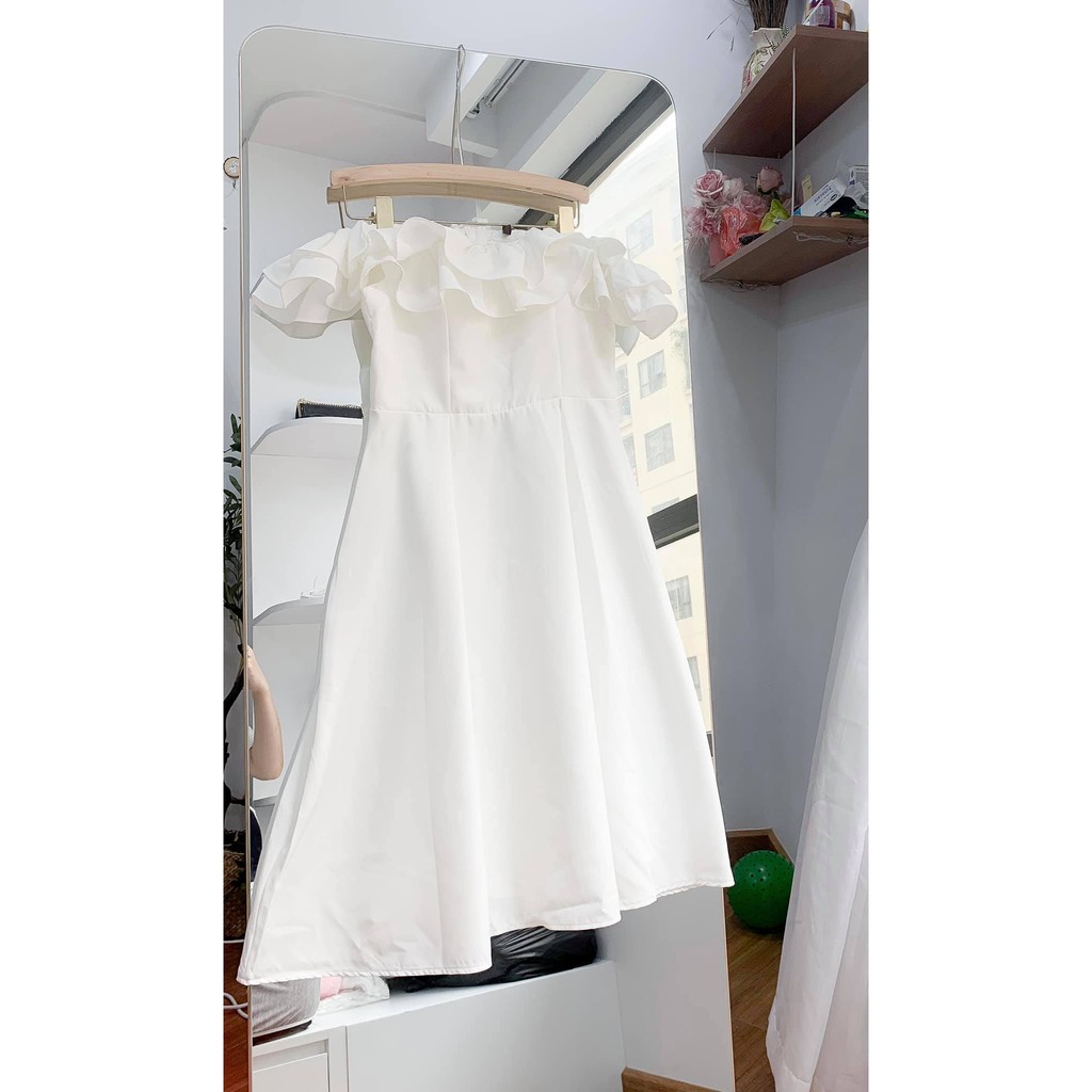 Váy trễ vai trắng dự tiệc viền bèo có đệm ngực, Váy trắng dự tiệc viền bèo dáng xòe - Dorita Boutique | BigBuy360 - bigbuy360.vn