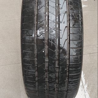 Lốp ô tô 235/45r18 hankook lắp xe kona bản đặc biệt