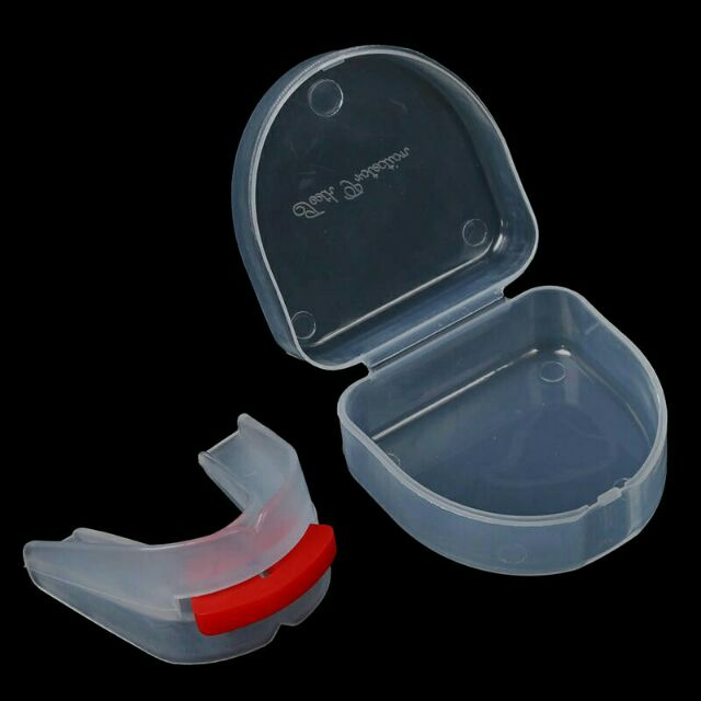 Bộ 2 miếng silicon 1 hàm và 2 hàm có 2 chức năng bảo vệ răng trong thể thao