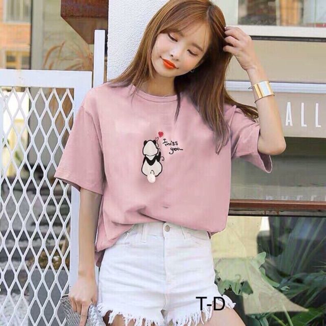 Áo cộc tay nữ in hình ngực