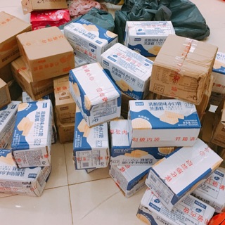 Bánh bông lan sữa chua mua 1 tặng 1