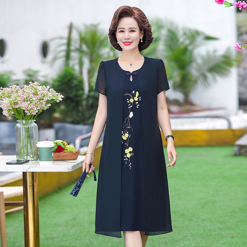Váy cưới mùa hè cho mẹ trung niên 40 tuổi 50 Phụ nữ và cao 2021 sườn xám cải tiến kiểu phương tây mới