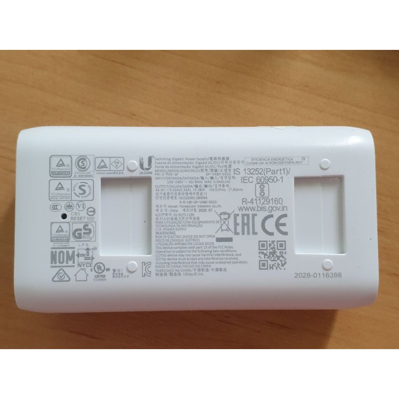 Bộ nguồn Unifi POE gigabit 48V model GP-V480-032G mới màu trắng | BigBuy360 - bigbuy360.vn