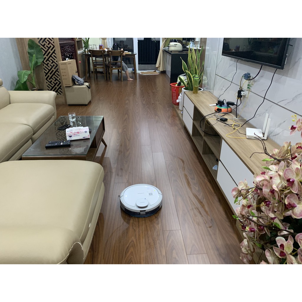 [Gía sỉ]ROBOT HÚT BỤI LAU NHÀ ECOVACS OZMO 900 LIKE NEW, HÀNG SHOP TUYỂN CHỌN