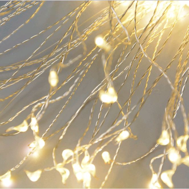 Đèn led pháo hoa trang trí cây vườn