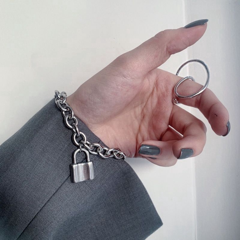 Vòng Tay Thời Trang Phong Cách Hip Hop Hàn Quốc