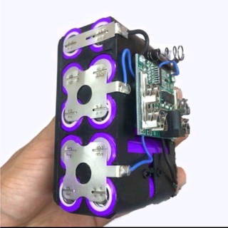 Máy siết bu lông Makita