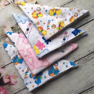 Tã chéo sơ sinh Hằng Trang ( hàng xịn 45x45cm)