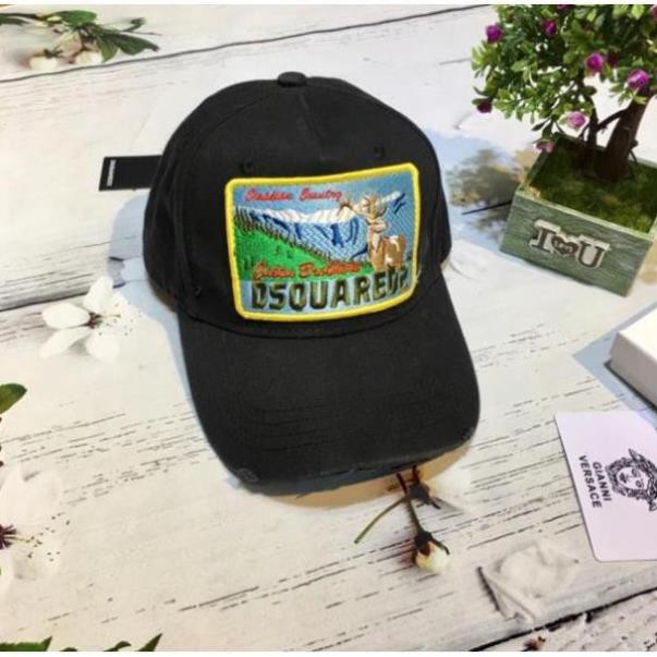 Mũ DSQ neww 2018 hàng cao cấp vải thô có sẵn.!!