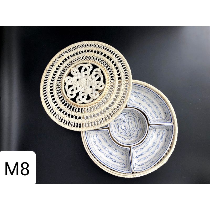 Khay mứt kẹo sứ Bát Tràng.