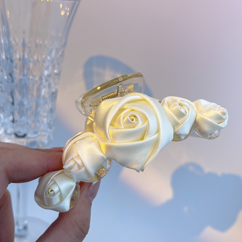 Kẹp Tóc Hình Hoa Hồng / Cá Mập / Hoa Trà Ba Chiều Bằng Nhựa Acrylic Phong Cách Hàn Quốc Dành Cho Nữ
