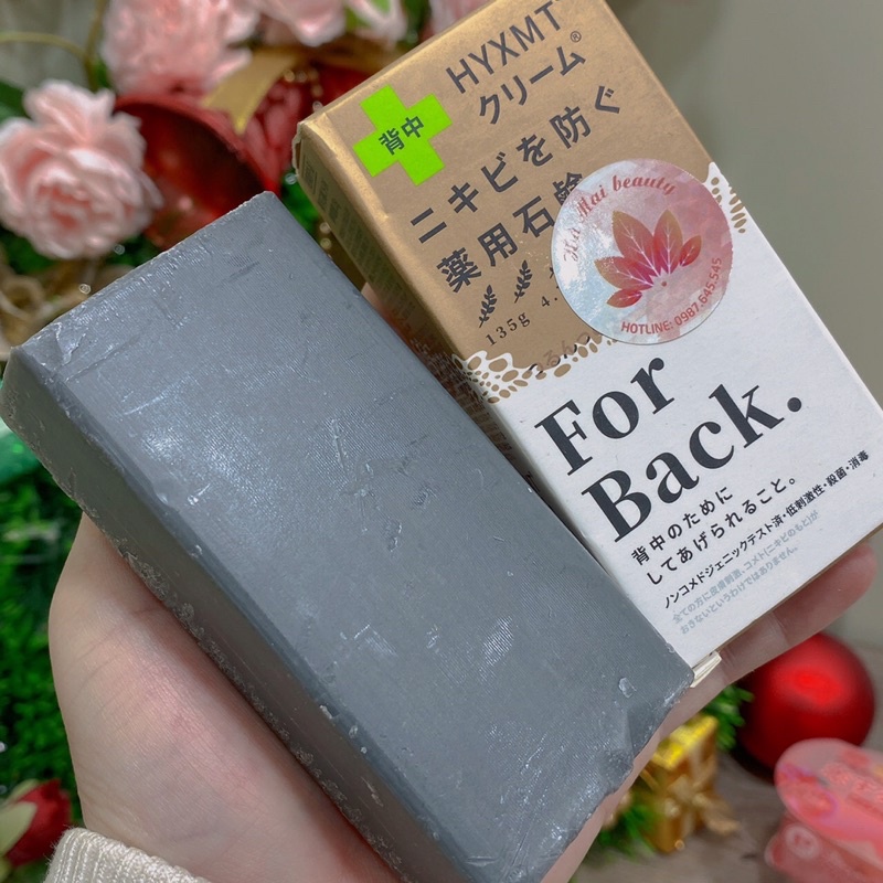 Xà phòng giảm mụn lưng than hoạt tính