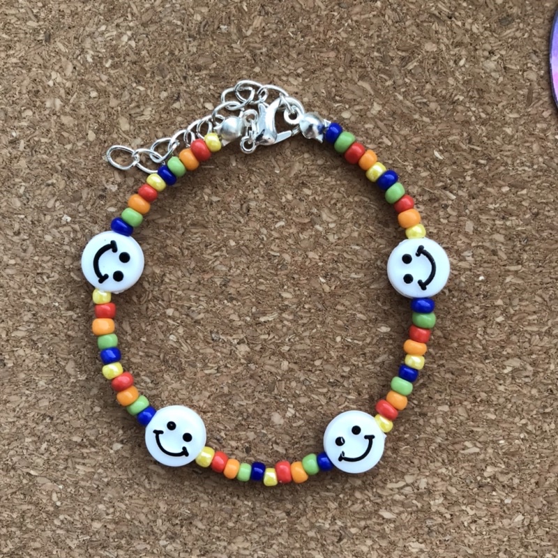 [Giá siêu rẻ] Vòng tay handmade bằng hạt cườm siêu dễ thương