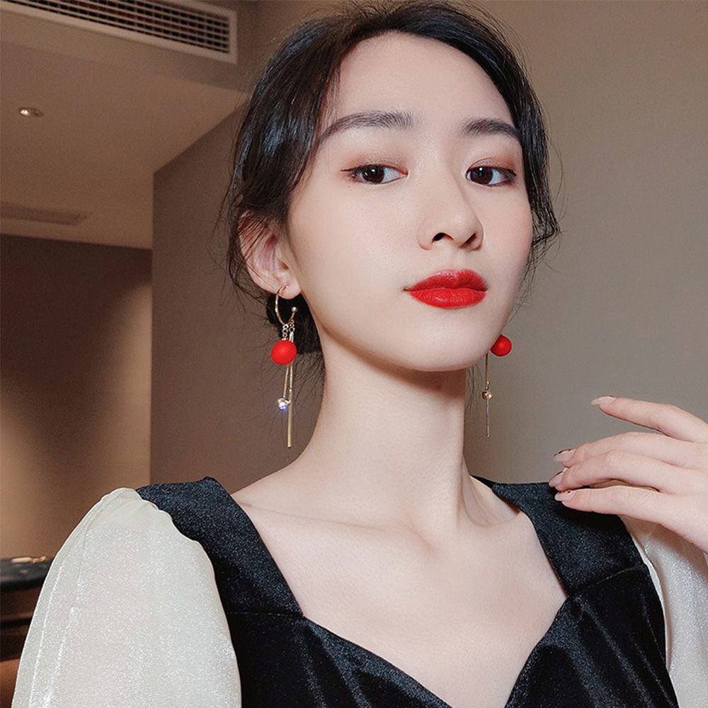 Khuyên Tai Nữ Trang Dáng Dài Tạo Hình Độc Đáo