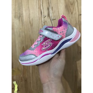 Giày skechers