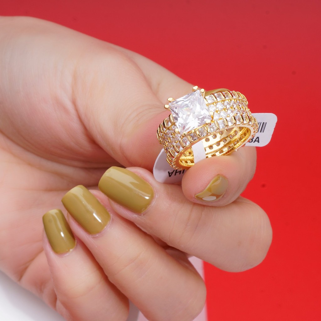 Nhẫn nữ UHA mạ vàng 18K đính đá CZ N537168A-185