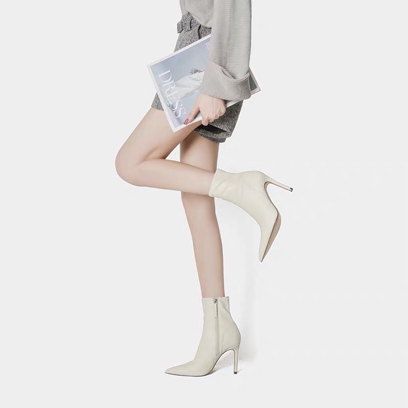 Boots da trắng sang chảnh