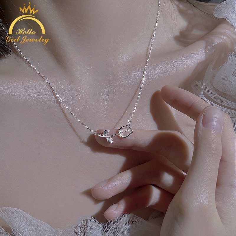 Vòng cổ Ahellogirl mạ vàng trắng mặt hoa tulip cao cấp sang trọng