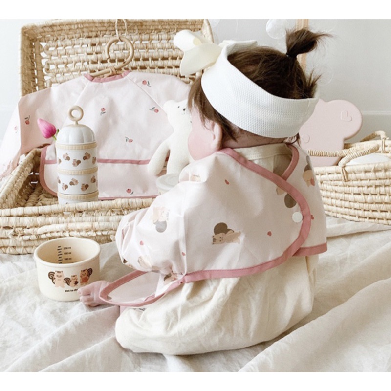 Áo yếm ăn dặm tiểu quý tộc gấu Brown xinh xắn cho bé